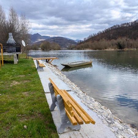 Willa Vikendica Mihic Zvornik Zewnętrze zdjęcie