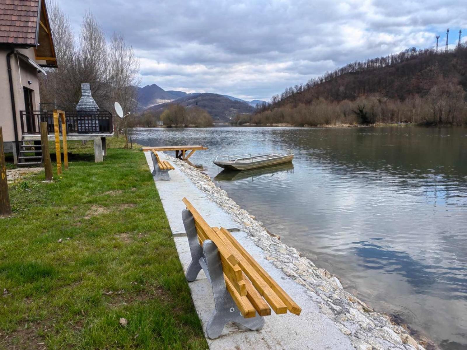 Willa Vikendica Mihic Zvornik Zewnętrze zdjęcie